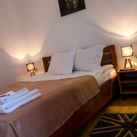 Hotel Casa Arbo Călimăneşti Zewnętrze zdjęcie