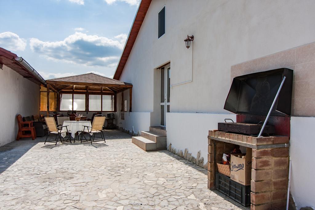 Hotel Casa Arbo Călimăneşti Zewnętrze zdjęcie